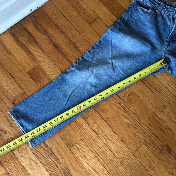 Old navy tapered Blue Jeans 2 - Picture 5 of 6